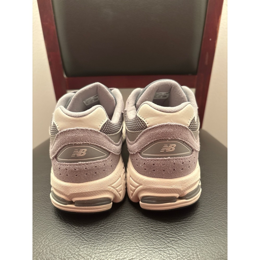 New Balance 2002R Grey Women's Running Shoes Sneakers Sz 6.5Y 8 Women's - Picture 4 of 6